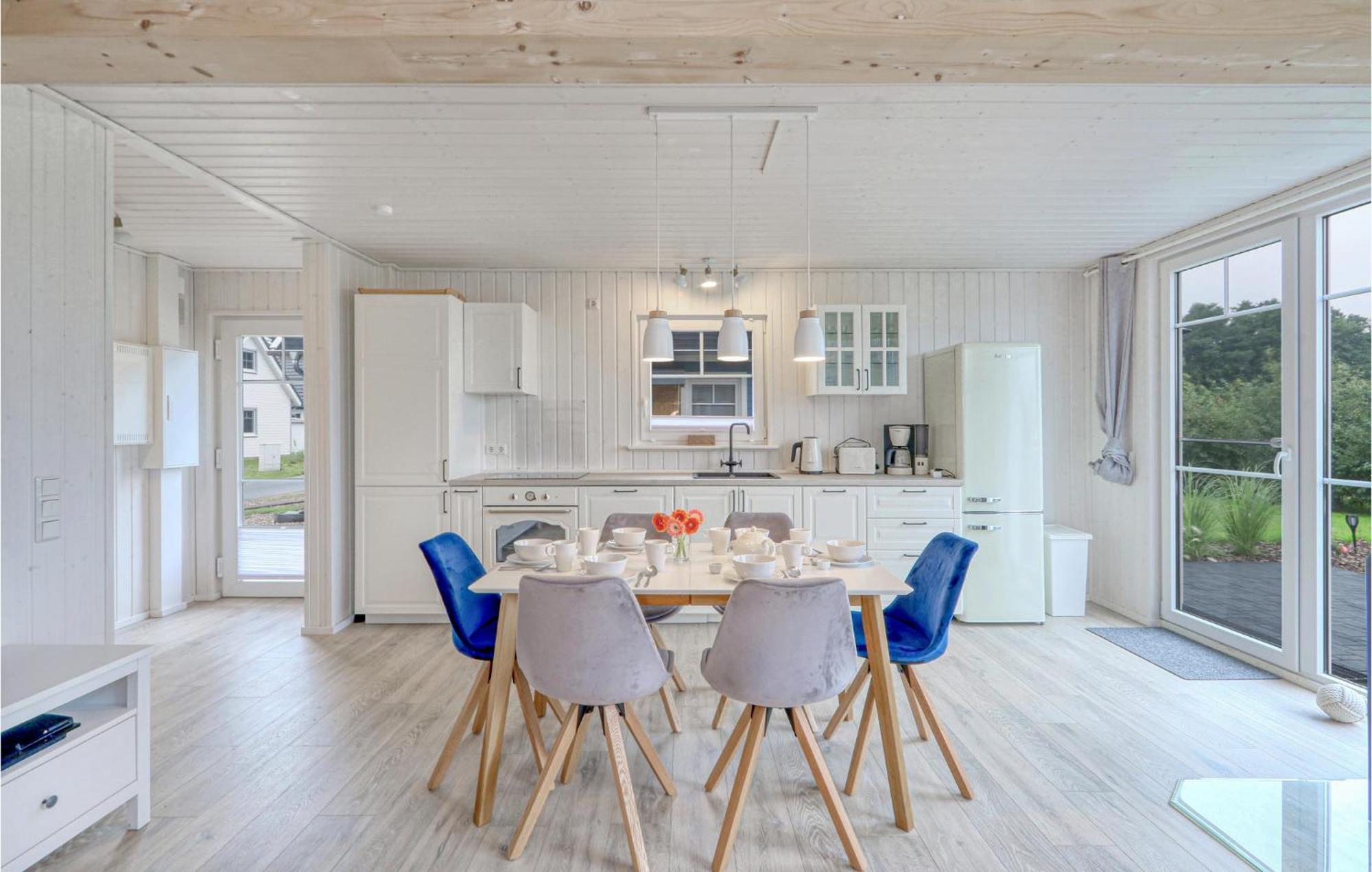 Stunning home in Zerpenschleuse with 2 Bedrooms&WiFi Exterior foto