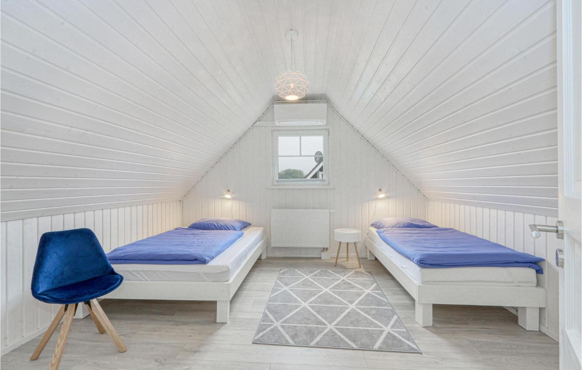 Stunning home in Zerpenschleuse with 2 Bedrooms&WiFi Exterior foto