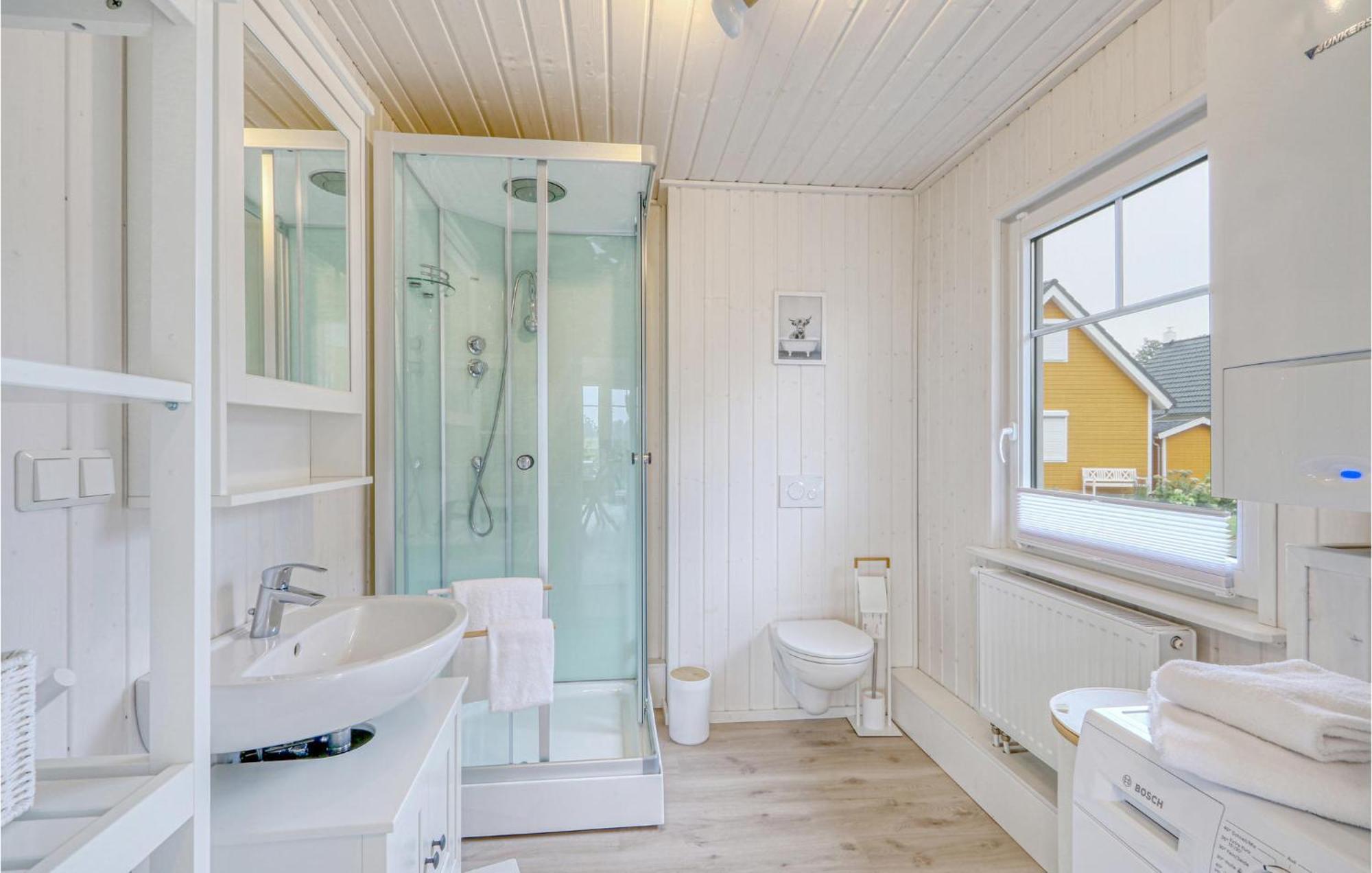 Stunning home in Zerpenschleuse with 2 Bedrooms&WiFi Exterior foto